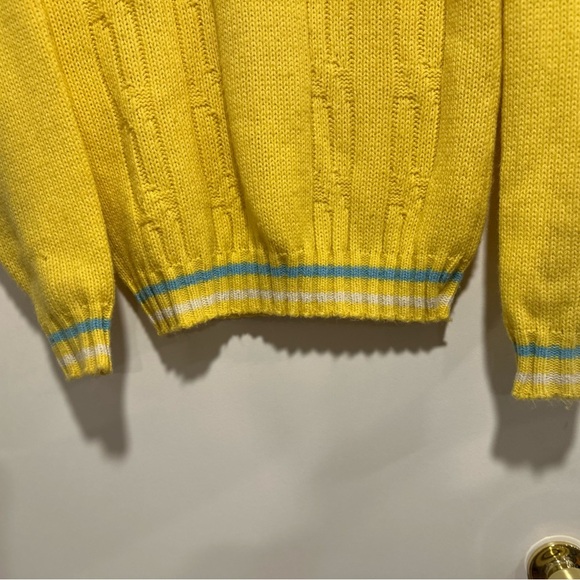VTG 50s Unisex Sz:L Sportswear Bright Yellow VNeck Cable Knit Preppy Sweater. - Picture 6 of 10